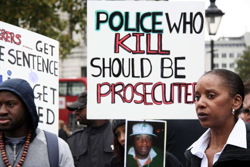 protest mot polisvård i filmen Ultraviolence, Extremvåld